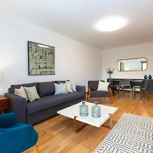 Sete Rios Apartamento